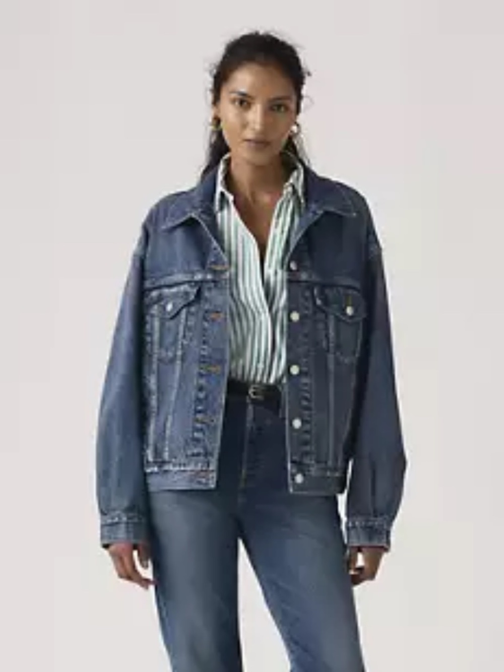 BRAND NEW WITH TAGS!!! Levis 90's Trucker Jacket